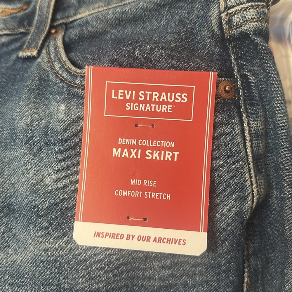 Levi’s Strauss Signature Women’s Denim Maxi Skirt blue Size 2 W26 New - Picture 16 of 16